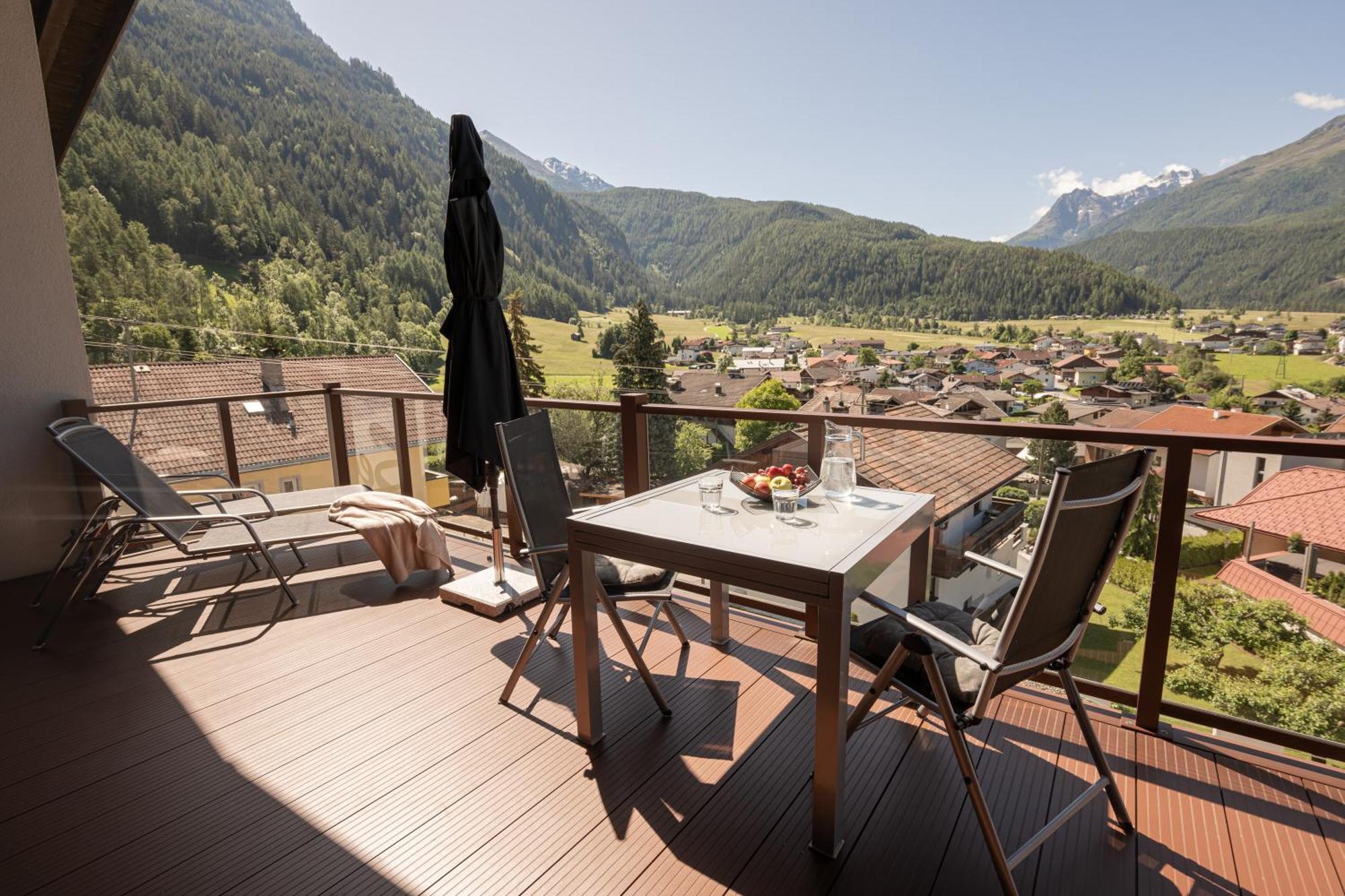 Senner Appartements Umhausen Extérieur photo